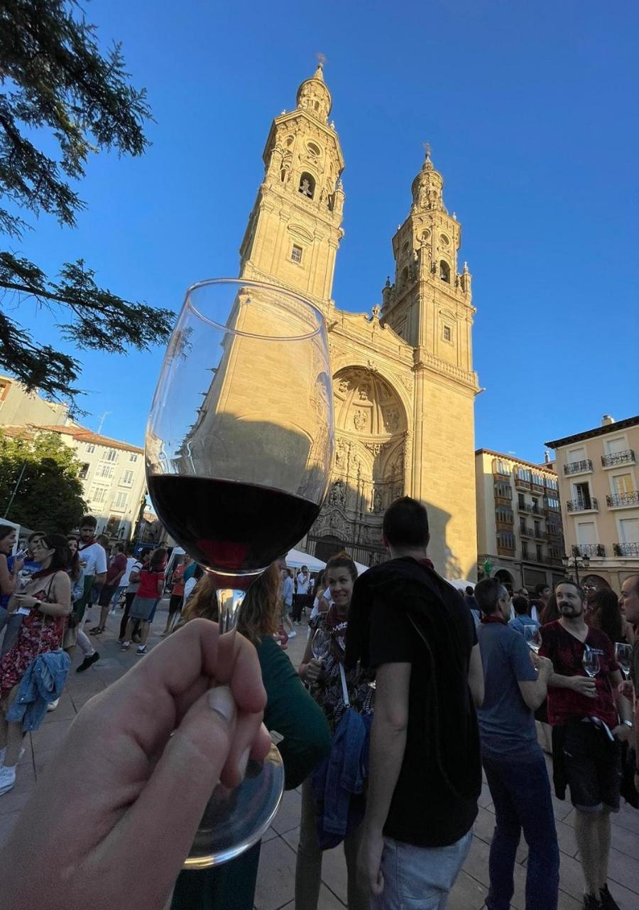 Alojamiento En Pleno Centro Con Wifi Y Aire Acondicionado Logroño Exterior foto